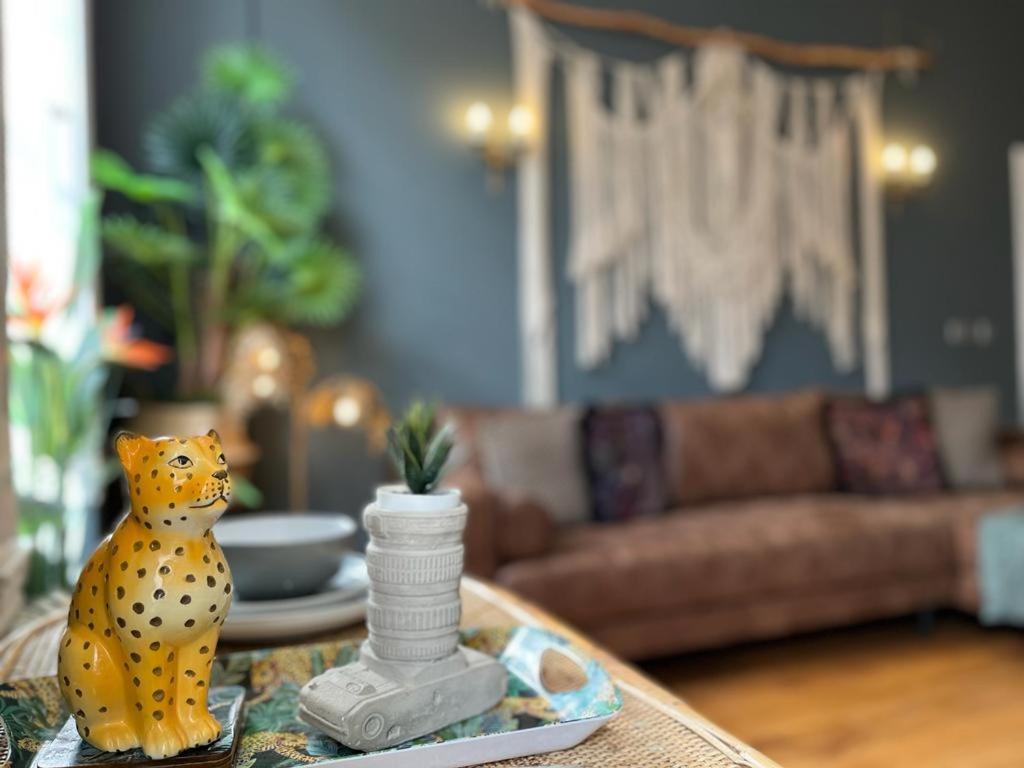Unique & Luxurious 2 Bedroom City Centre Apartment 노팅엄 외부 사진
